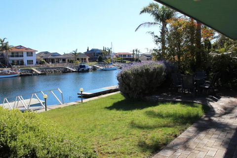 Relax At The Marina - Timeshare Accommodation 5