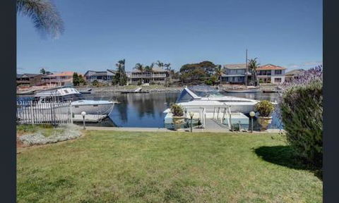Relax At The Marina - Timeshare Accommodation 2