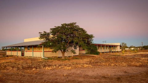Longreach Outback Adventures - Timeshare Accommodation 4
