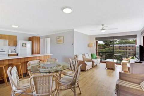 Promenade 12 / 8 Intrepid Cl Fantastic Waterfront Unit - Timeshare Accommodation 0