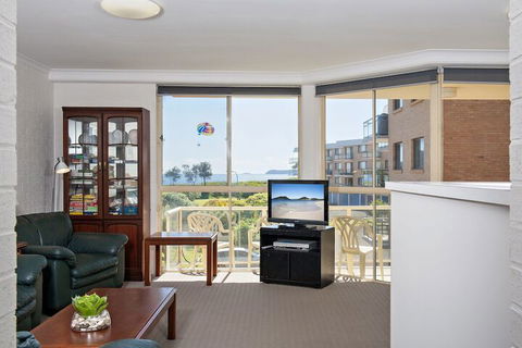 Seaspray, Unit 3/4 Intrepid Close - Timeshare Accommodation 2