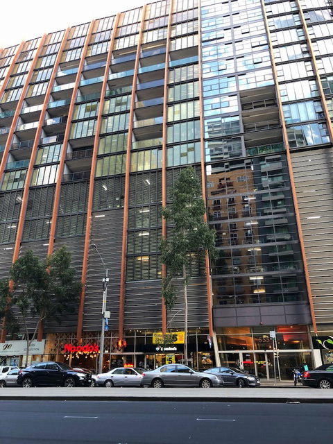 Melbourne River Views - Timeshare Accommodation 2