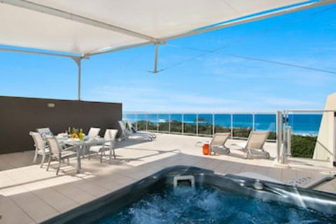 LUXURY BALE PENTHOUSE & JACUZZI SPA 1328 NORTH CULTURE - Timeshare Accommodation 0