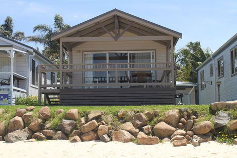 Dolphins Point Tourist Park - Timeshare Accommodation 6