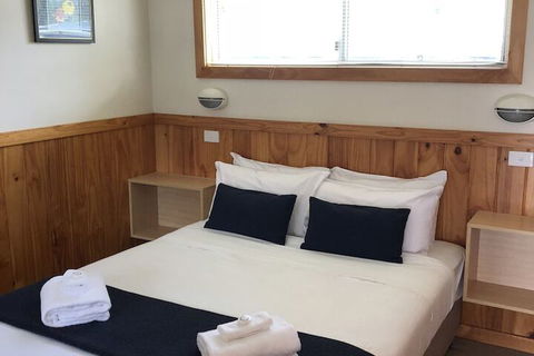 Dolphins Point Tourist Park - Timeshare Accommodation 7