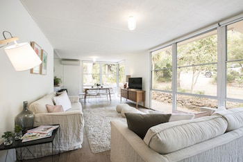 Twiggy At Anglesea - Timeshare Accommodation 1