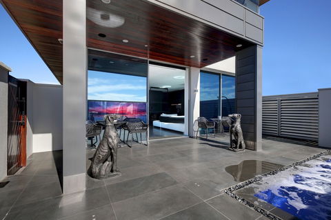 Luxe Haus - Timeshare Accommodation 4