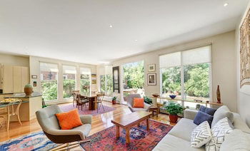 Camberwell Guesthouse - Timeshare Accommodation 1
