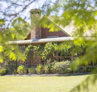Silky Oak Cottage