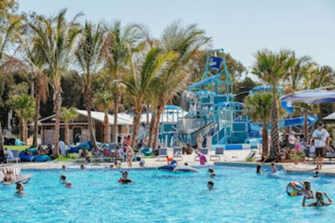 Big4 Sandstone Point Holiday Resort - Timeshare Accommodation 0