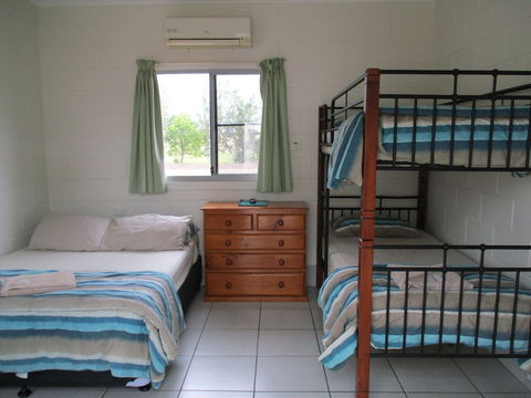 Ingham Tourist Park - Timeshare Accommodation 2