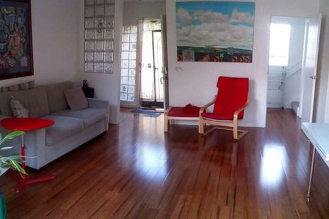 Charles Rooms Guesthouse - Timeshare Accommodation 1
