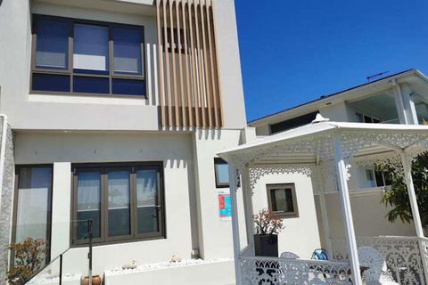 Serviced Waterfront Whole Villa - Timeshare Accommodation 1