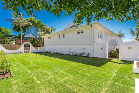 Castaway On Tallows - Timeshare Accommodation 1