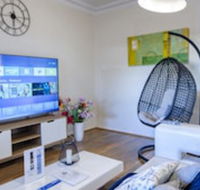 Wollongong train station holiday house - Timeshare Accommodation