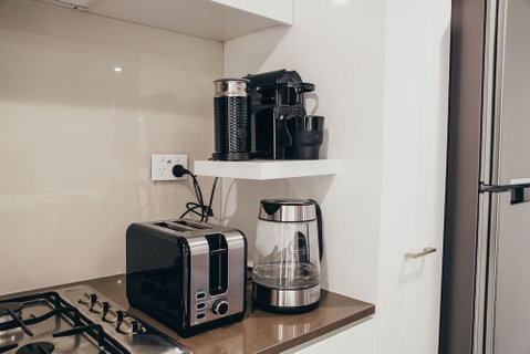Rubi, 1BDR Melbourne Apartment - Timeshare Accommodation 5