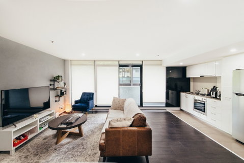 Rubi, 1BDR Melbourne Apartment - Timeshare Accommodation 4
