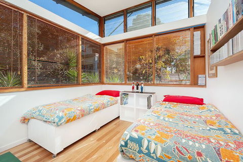 Stunning Architecture Balmoral Views - Timeshare Accommodation 3