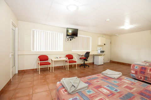 Leichhardt Hotel Motel - Timeshare Accommodation 7