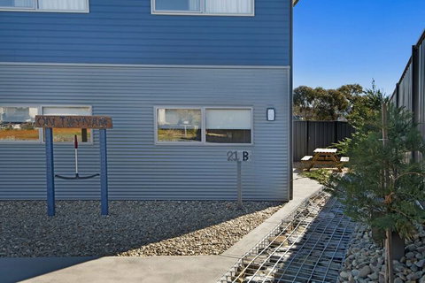T-Bar On Twynam - Timeshare Accommodation 3