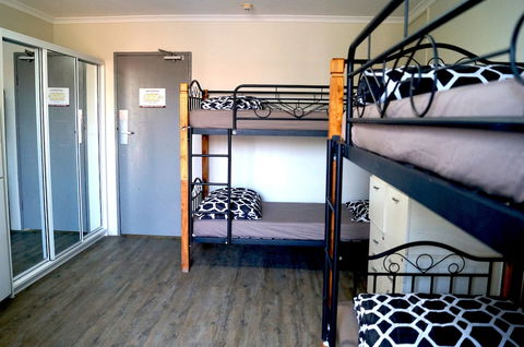 Rooftop Travellers Lodge - Timeshare Accommodation 5