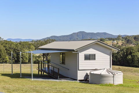 Valley Cabins By The Creek - Timeshare Accommodation 1
