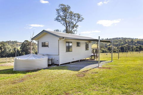 Valley Cabins By The Creek - Timeshare Accommodation 5