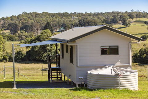 Valley Cabins By The Creek - Timeshare Accommodation 2