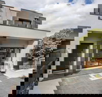 92 Brand New Doncaster Local House - Timeshare Accommodation