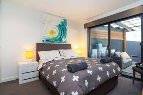 Lux On Main - Timeshare Accommodation 0