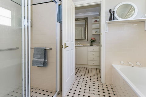 Swanbrook - Timeshare Accommodation 2