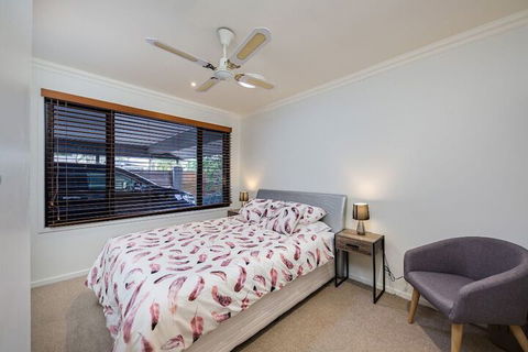 Gold Coast Stunning Waterfront Retreat By Hostrelax - Timeshare Accommodation 4