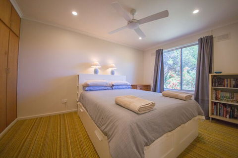 17 Broadbeach Drive - Timeshare Accommodation 5