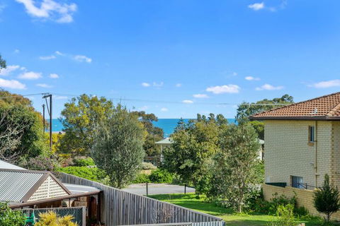 22 Broadbeach Drive - Timeshare Accommodation 2