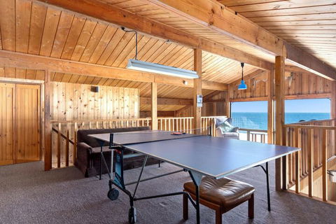 Cliffs End Beach Shack 105 Gold Coast Drive Carrickalinga - Timeshare Accommodation 6