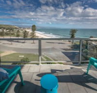 King of North Bay 103 Gold Coast Drive