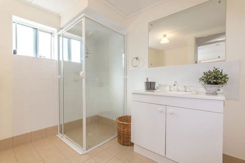 Carrickalinga Seahaven: Coastal Escape 4brm 29 Riverview Drive - Timeshare Accommodation 7