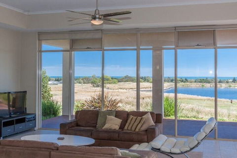 Golfers Paradise 52 Huntingdale Drive - Timeshare Accommodation 5