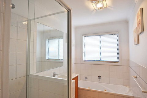 Bliss Close TO Town - Timeshare Accommodation 3