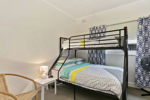 Vintage Sunrise PET Friendly - Timeshare Accommodation 2
