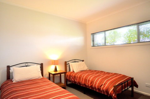 Flying Colours Free Wifi - Timeshare Accommodation 2