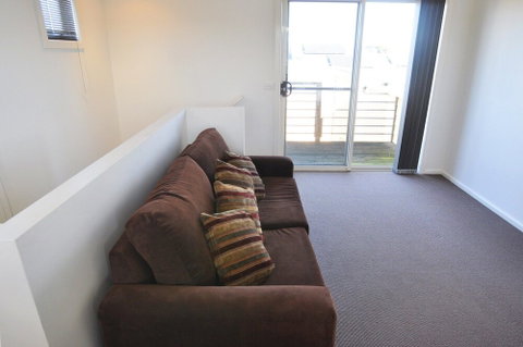 Flying Colours Free Wifi - Timeshare Accommodation 6