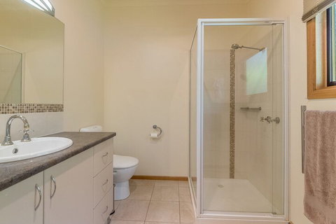 Billabong Wifi & Netflix - Timeshare Accommodation 5