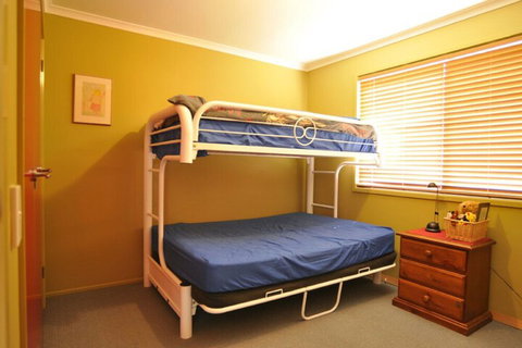 Beachcroft Inlet Side Close TO Town - Timeshare Accommodation 7