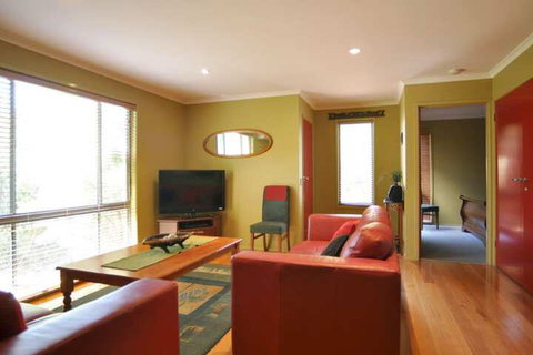 Beachcroft Inlet Side Close TO Town - Timeshare Accommodation 5