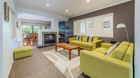 Oceans 11 Surfside Wifi & Foxtel PET Friendly - Timeshare Accommodation 4