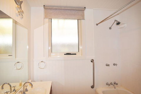 45 Halford PET Friendly - Timeshare Accommodation 1
