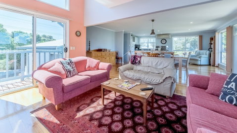 THE Lighthouse Surf Side - Timeshare Accommodation 2