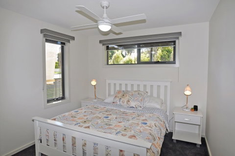 Sunset Waters Inlet Side - Timeshare Accommodation 5