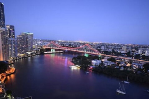 CBD African Charm, Story Bridge & River Views - Timeshare Accommodation 0
